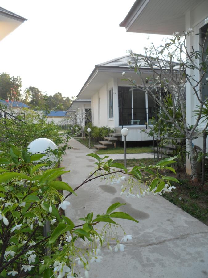 Yokyor Resort Pak Meng Esterno foto