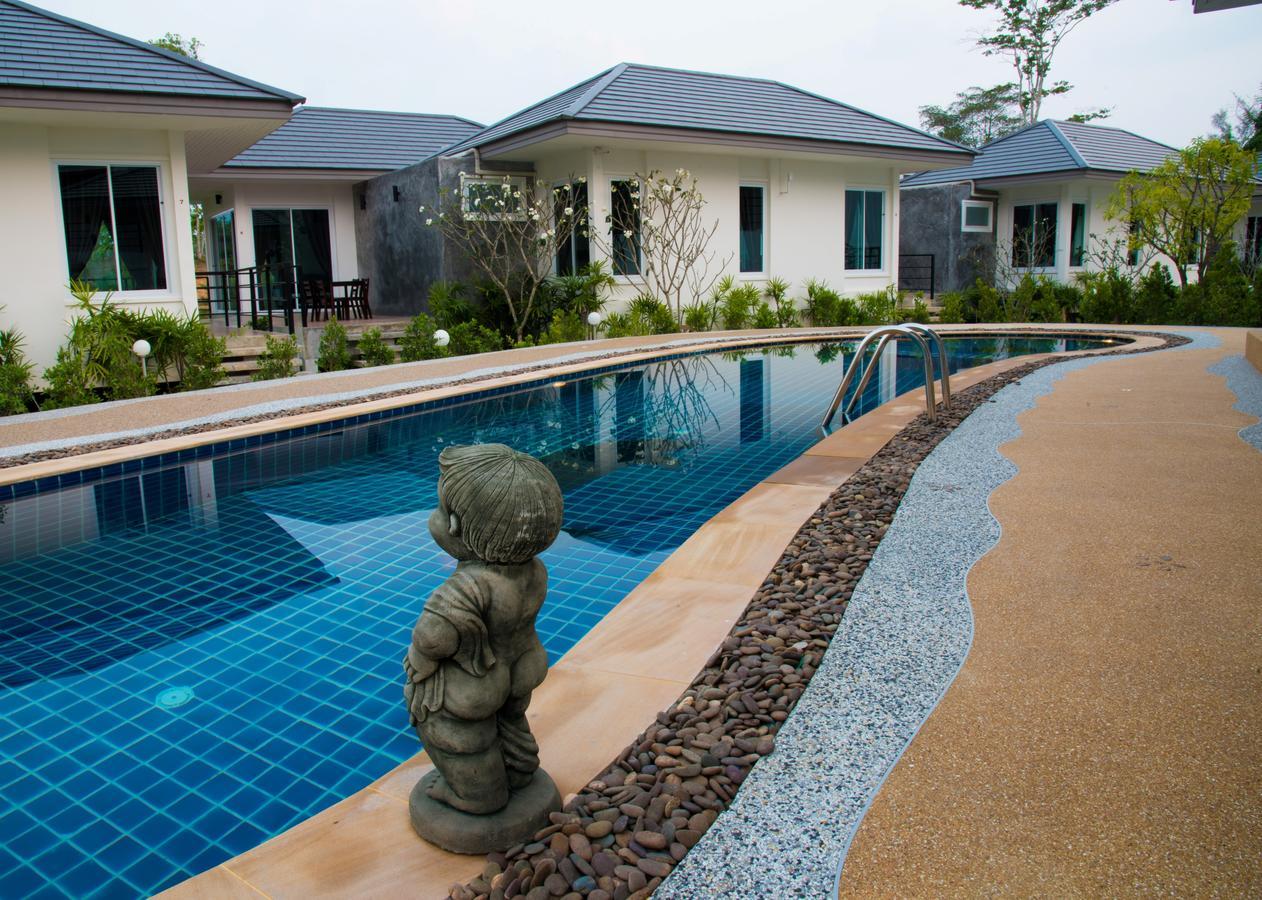 Yokyor Resort Pak Meng Esterno foto